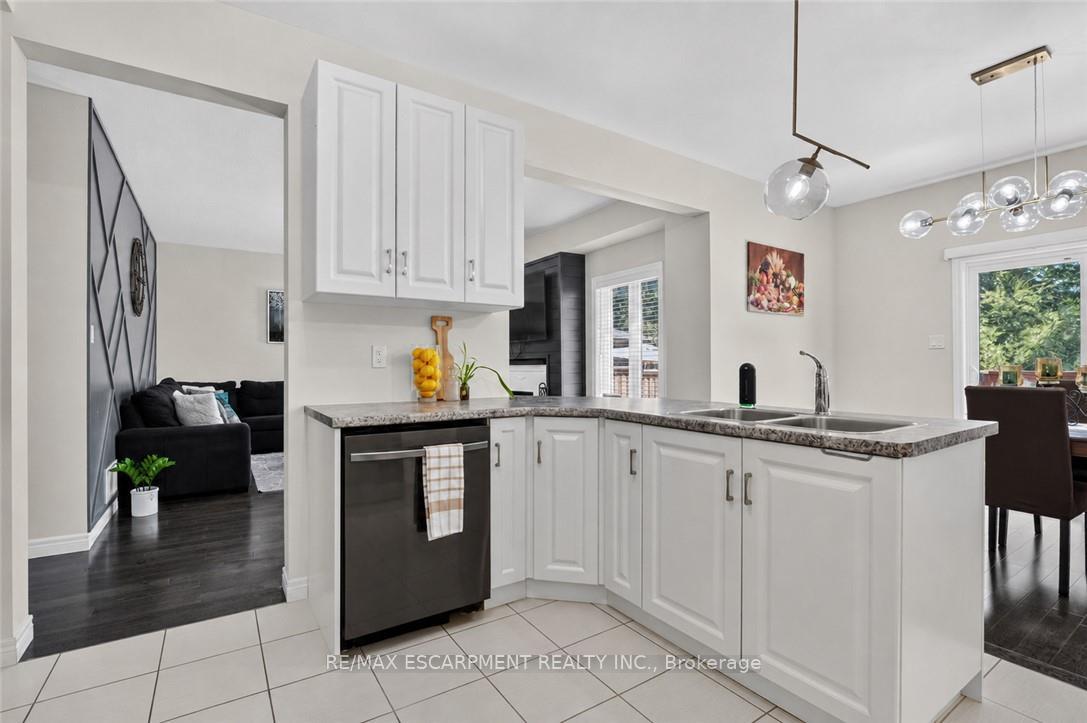 Photo 16 of 149 Dennis Drive, West Lincoln, Smithville — HOMEH