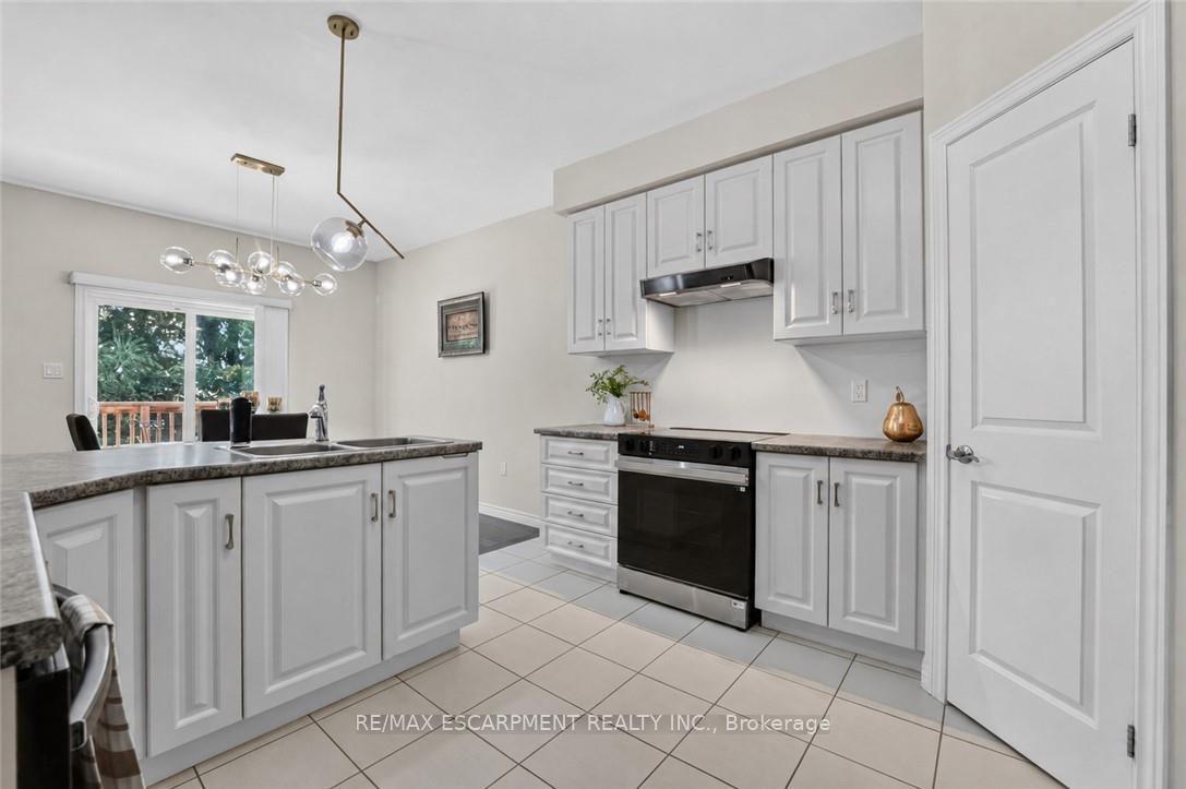 Photo 17 of 149 Dennis Drive, West Lincoln, Smithville — HOMEH