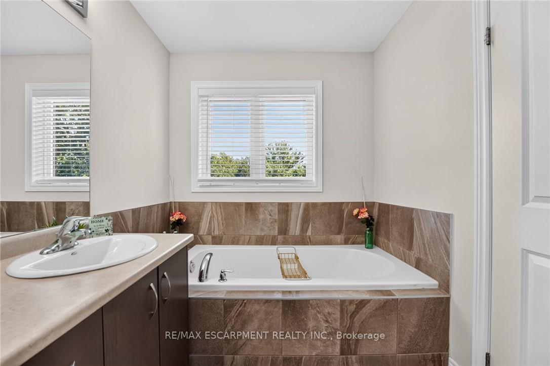 Photo 28 of 149 Dennis Drive, West Lincoln, Smithville — HOMEH