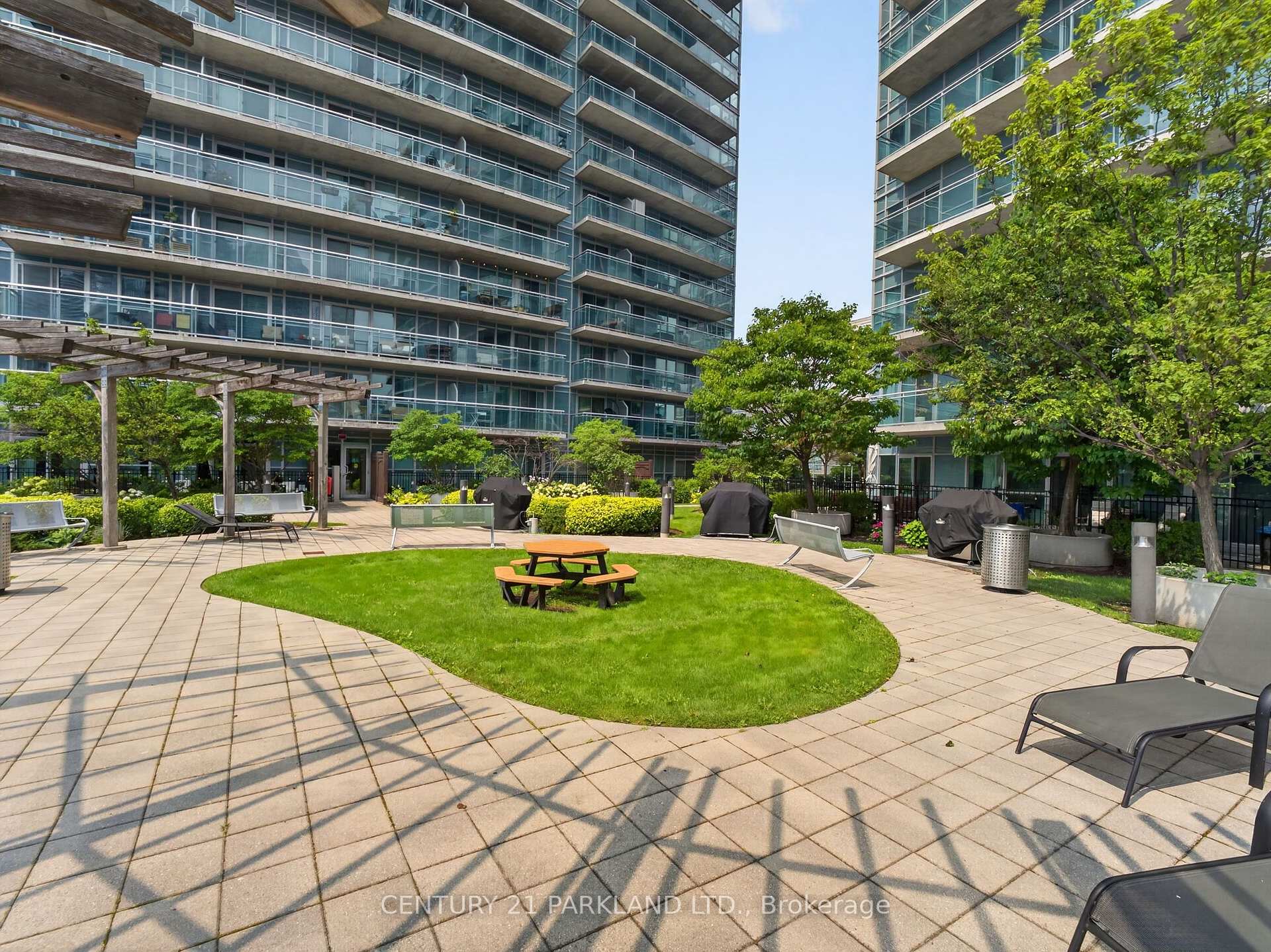 Photo 43 of Unit 1103, 155 Legion Road, Etobicoke, Mimico — HOMEH