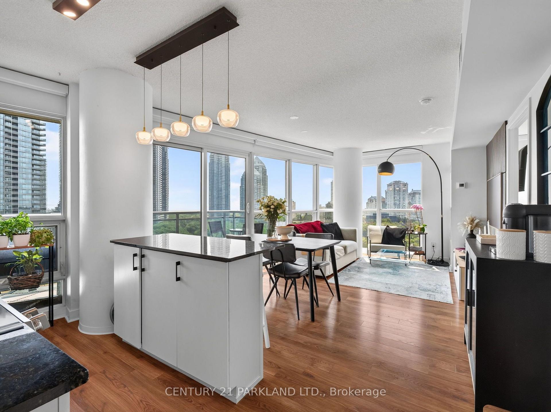 Photo 5 of Unit 1103, 155 Legion Road, Etobicoke, Mimico — HOMEH