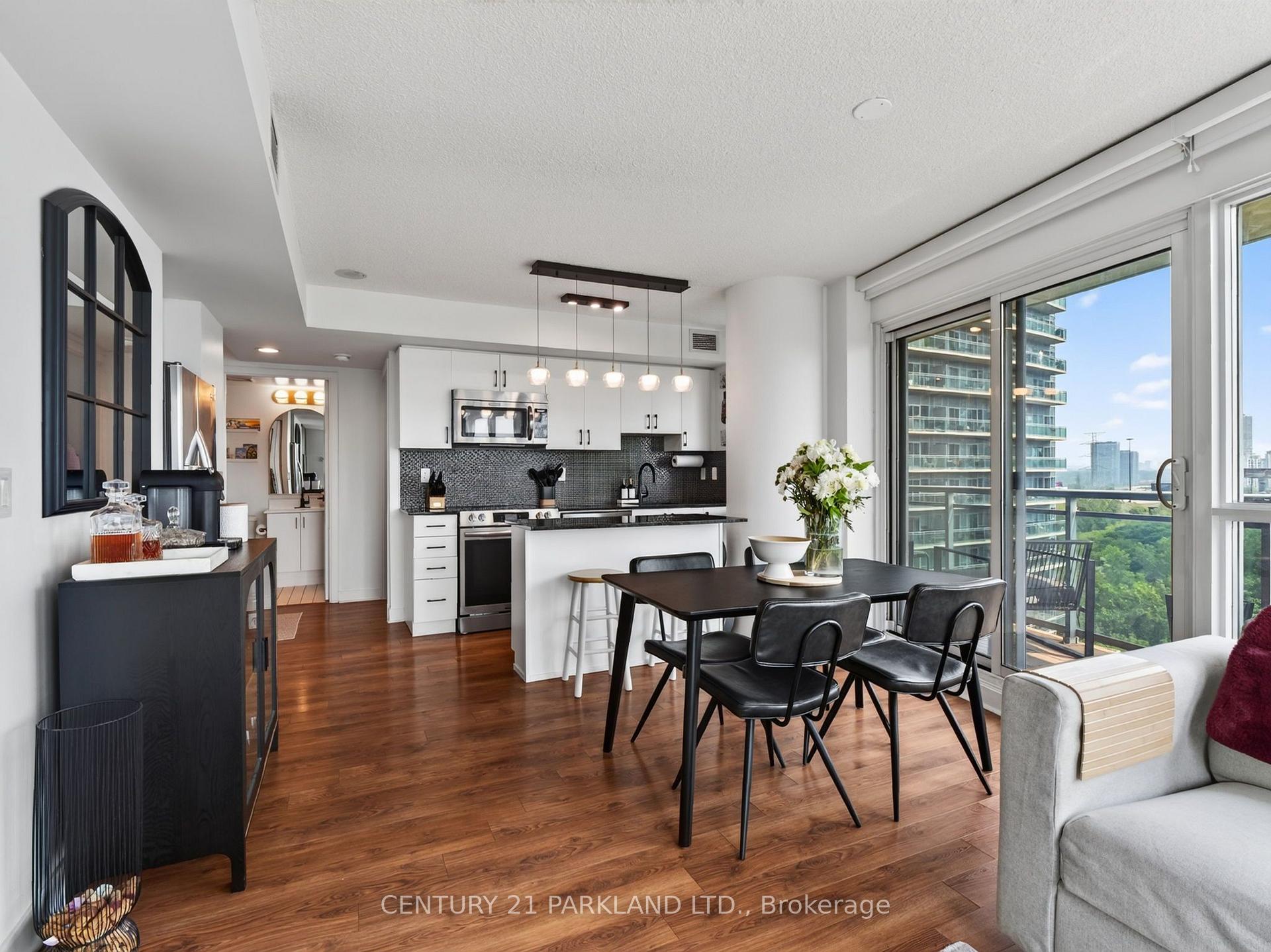 Photo 6 of Unit 1103, 155 Legion Road, Etobicoke, Mimico — HOMEH