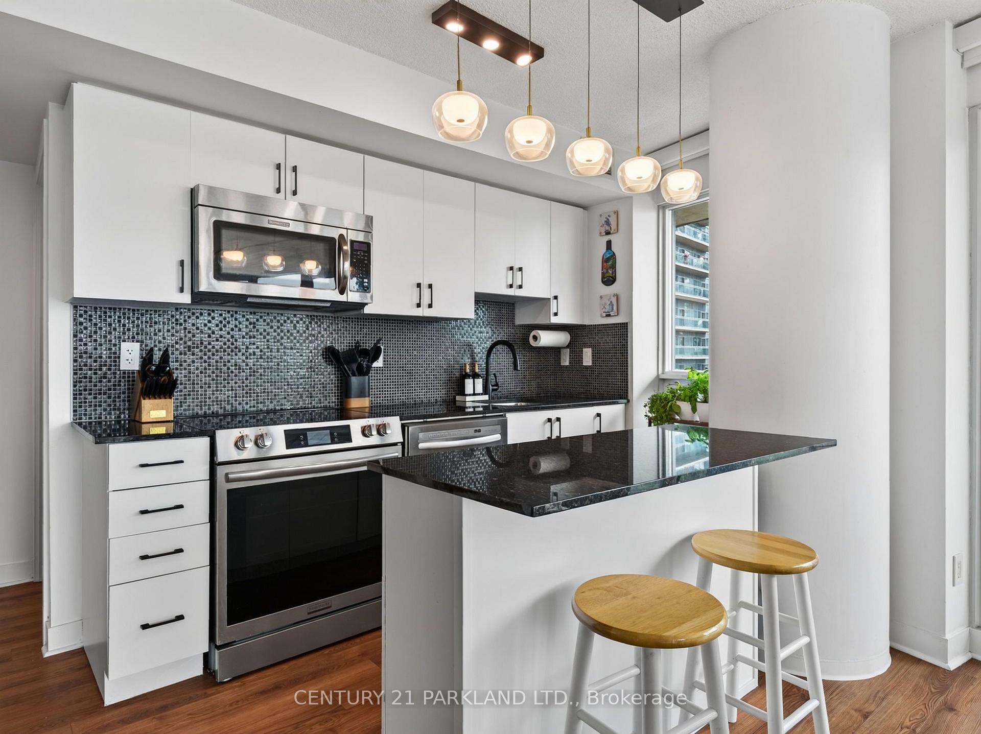 Photo 14 of Unit 1103, 155 Legion Road, Etobicoke, Mimico — HOMEH