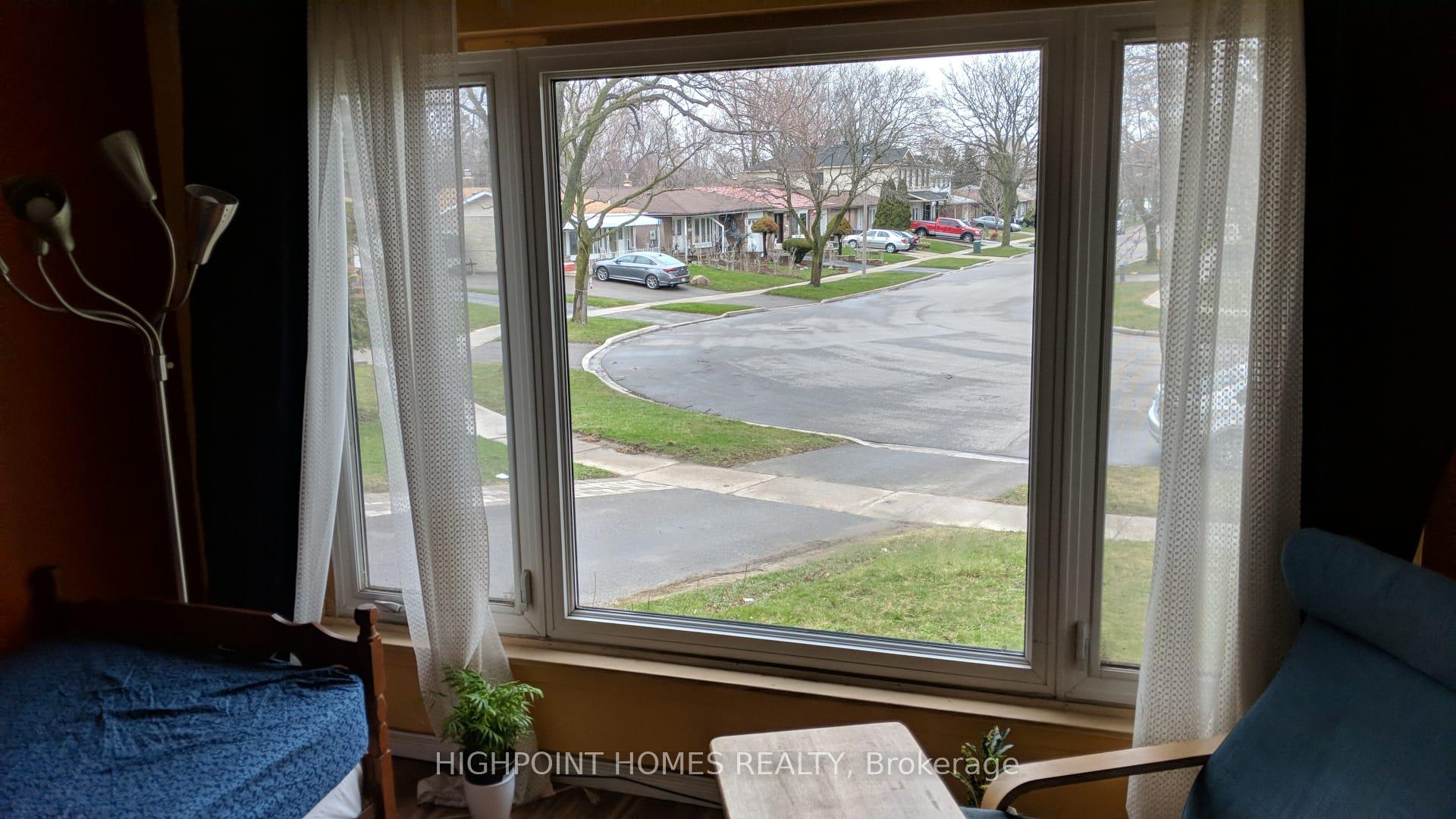 Photo 8 of 18 Edenmills Drive, Scarborough, Morningside — HOMEH