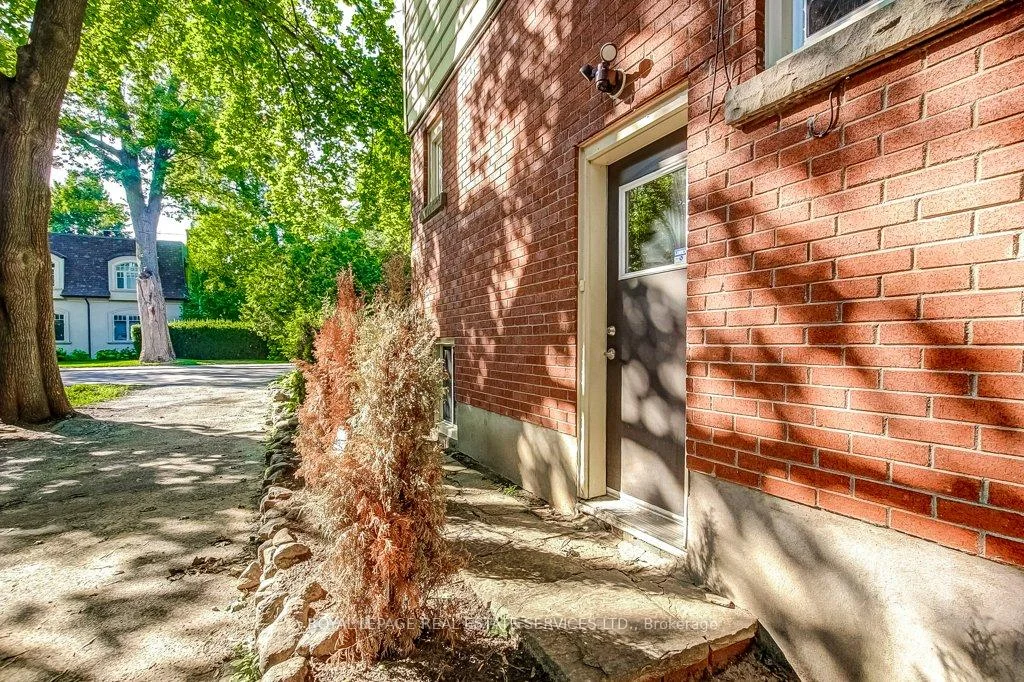 Photo 26 of Unit Lower Level 1, 302 Maple Avenue, Oakville, Old Oakville — HOMEH