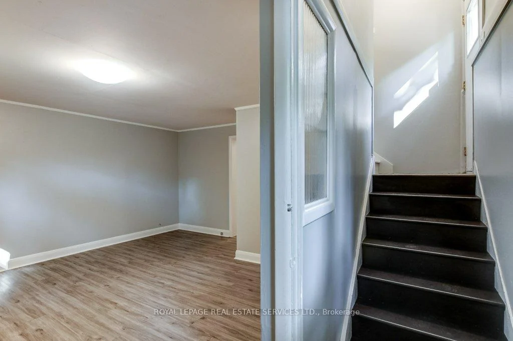 Photo 34 of Unit Lower Level 1, 302 Maple Avenue, Oakville, Old Oakville — HOMEH