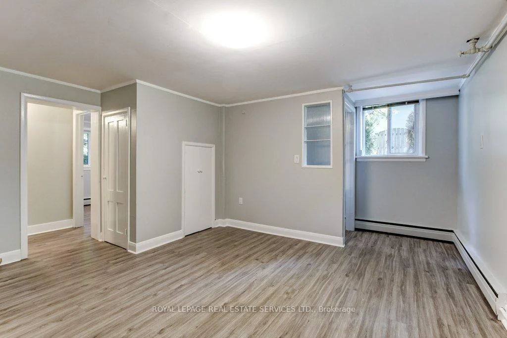 Photo 38 of Unit Lower Level 1, 302 Maple Avenue, Oakville, Old Oakville — HOMEH