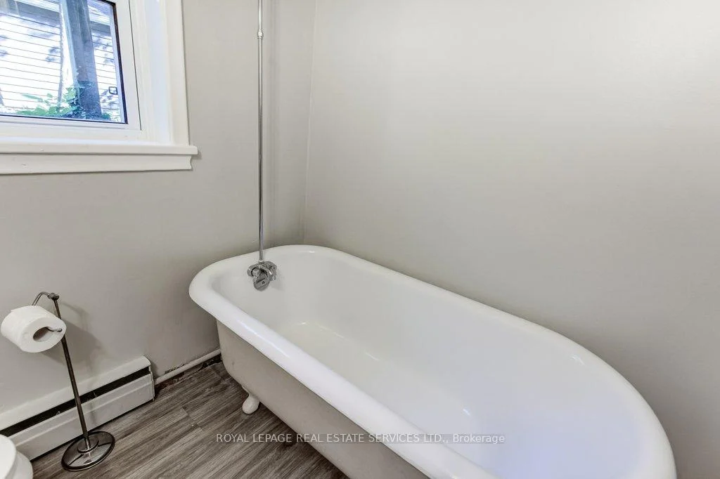 Photo 57 of Unit Lower Level 1, 302 Maple Avenue, Oakville, Old Oakville — HOMEH