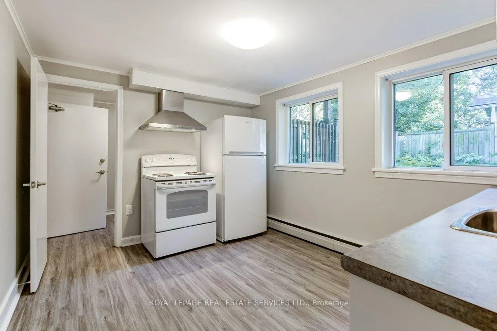 Photo 58 of Unit Lower Level 1, 302 Maple Avenue, Oakville, Old Oakville — HOMEH