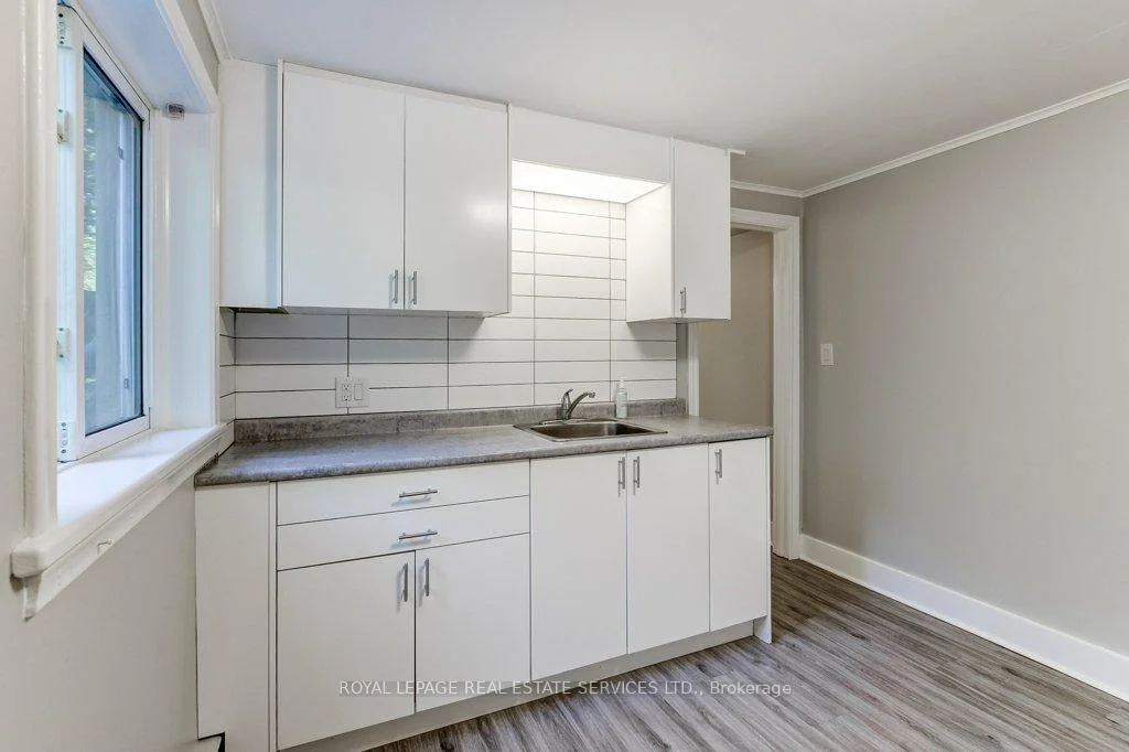 Photo 63 of Unit Lower Level 1, 302 Maple Avenue, Oakville, Old Oakville — HOMEH