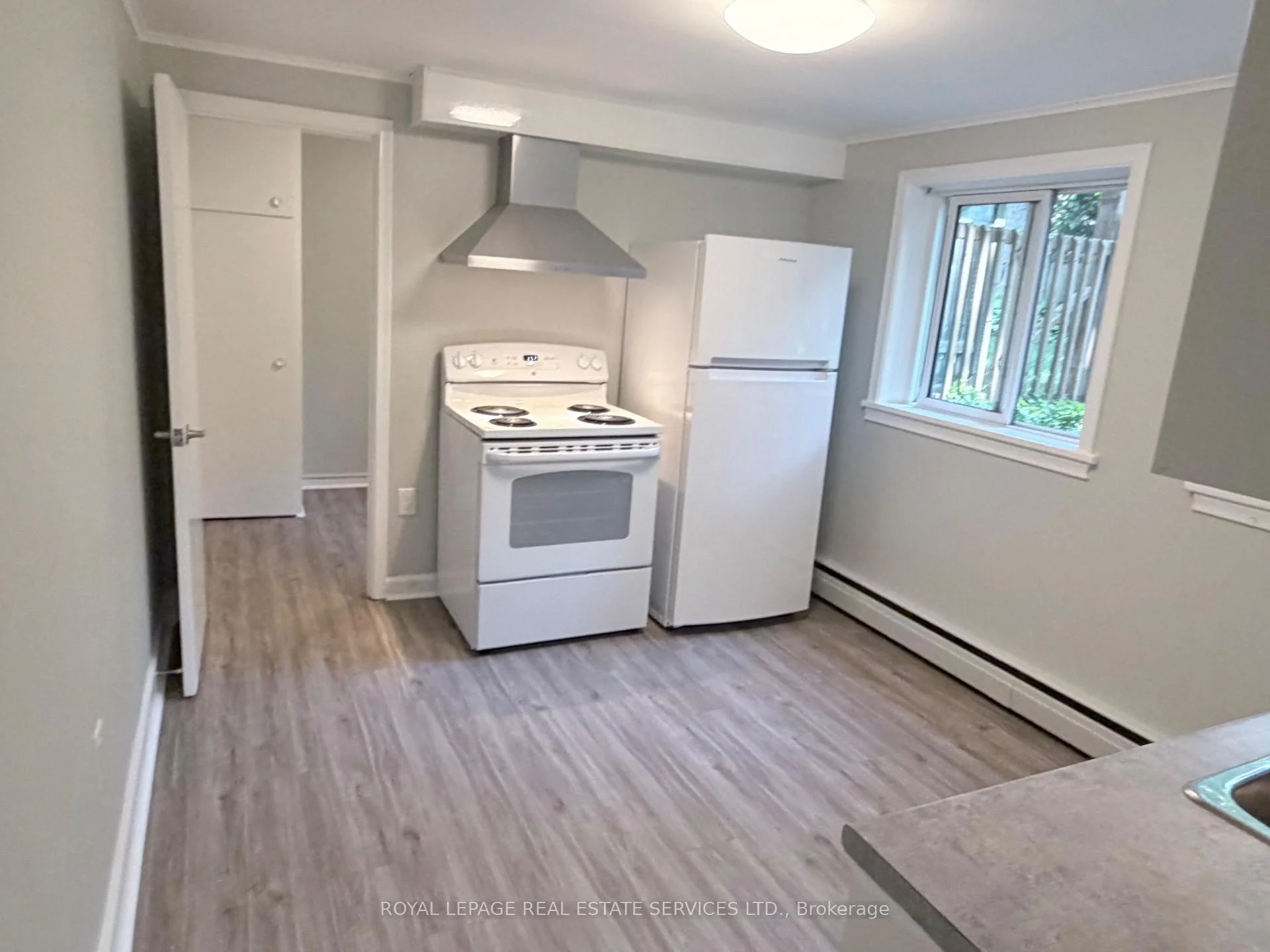 Photo 67 of Unit Lower Level 1, 302 Maple Avenue, Oakville, Old Oakville — HOMEH