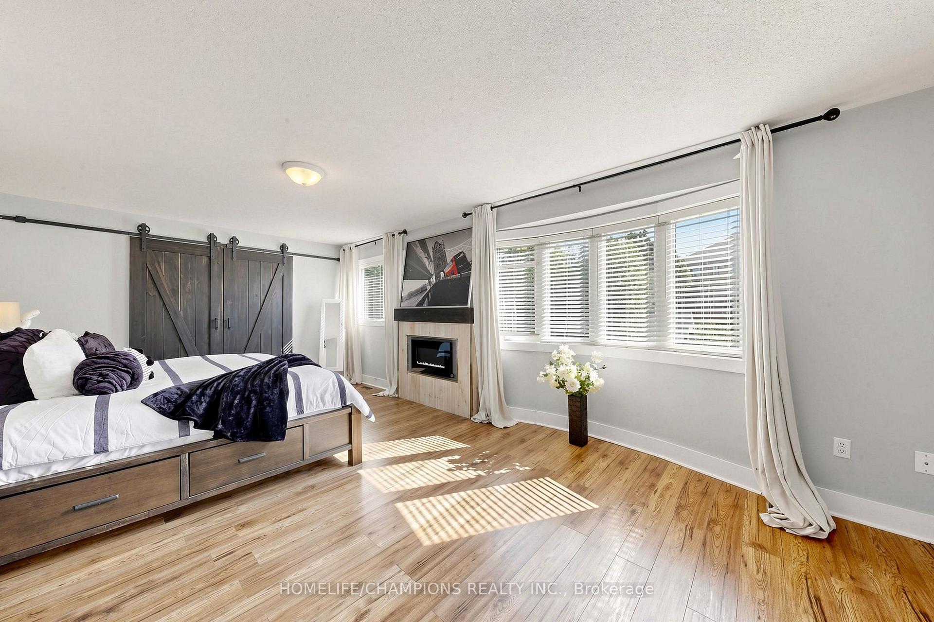 Photo 35 of 19 Tweedie Crescent, Whitby, Williamsburg — HOMEH