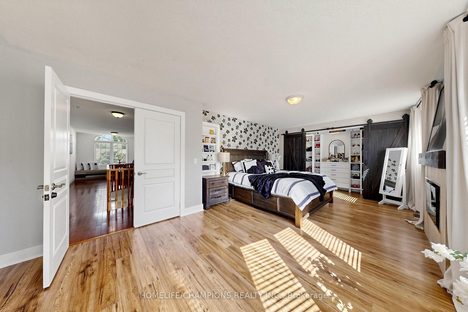 Photo 37 of 19 Tweedie Crescent, Whitby, Williamsburg — HOMEH
