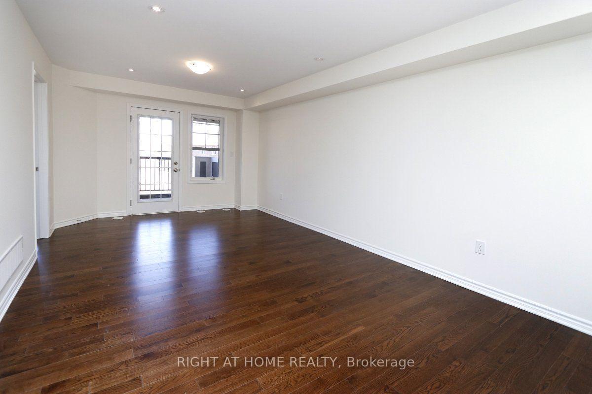 Photo 8 of Unit 115, 1000 Asleton Boulevard, Milton, Willmott — HOMEH