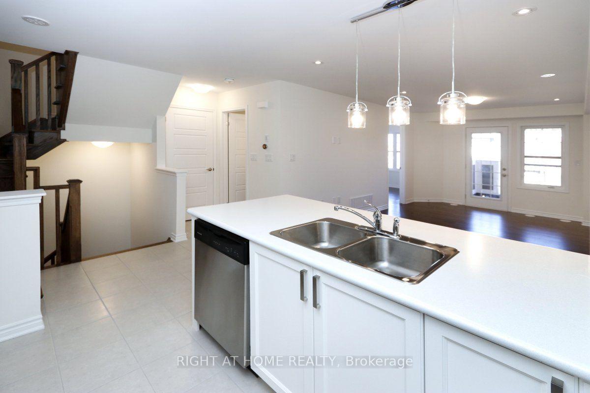 Photo 17 of Unit 115, 1000 Asleton Boulevard, Milton, Willmott — HOMEH