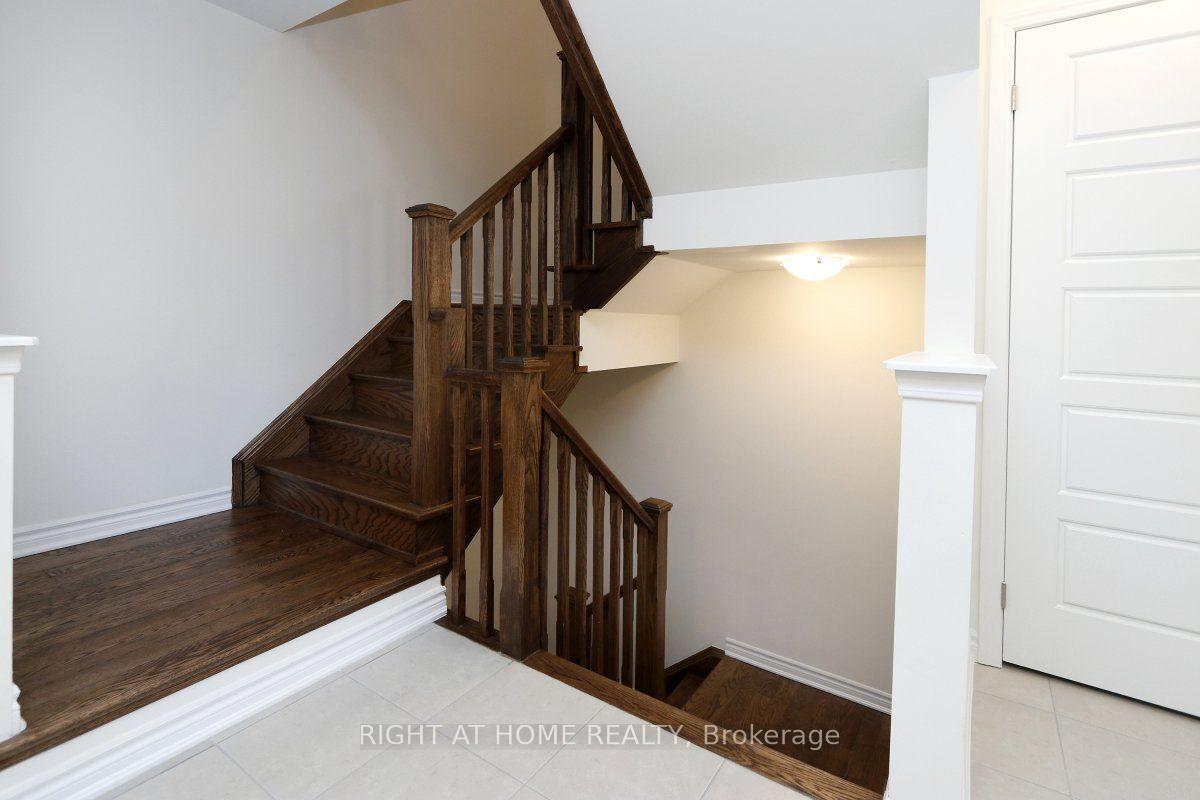 Photo 23 of Unit 115, 1000 Asleton Boulevard, Milton, Willmott — HOMEH