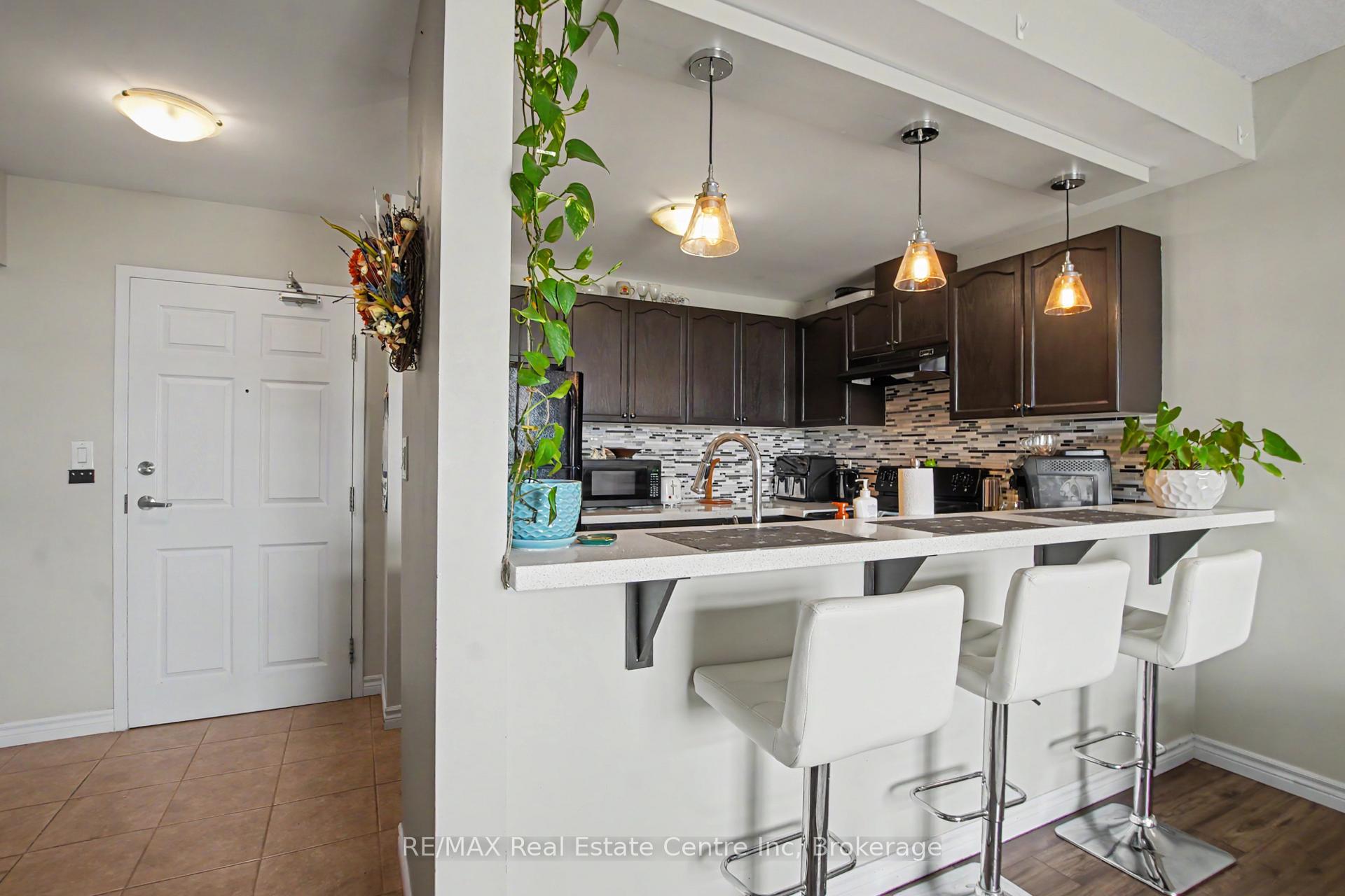 Photo 10 of Unit 410, 2 Colonial Drive, Guelph, Pineridge/Westminster Woods — HOMEH