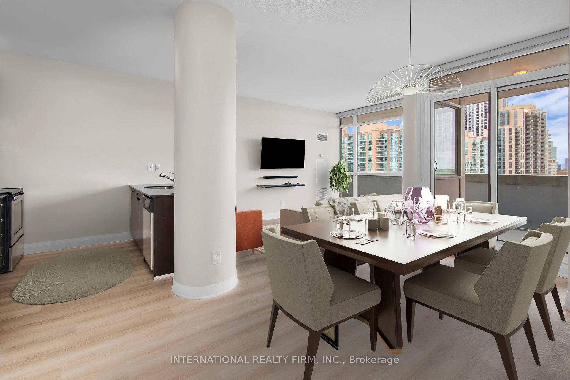 Front of Unit 508, 5101 Dundas Street W