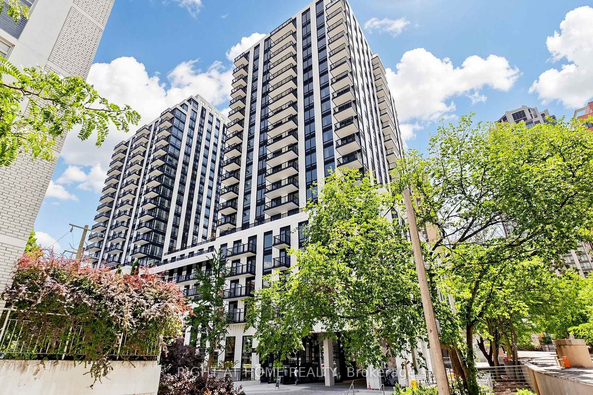 Photo 1 of Unit 521, 91 Montclair Avenue, Toronto, Forest Hill South — HOMEH
