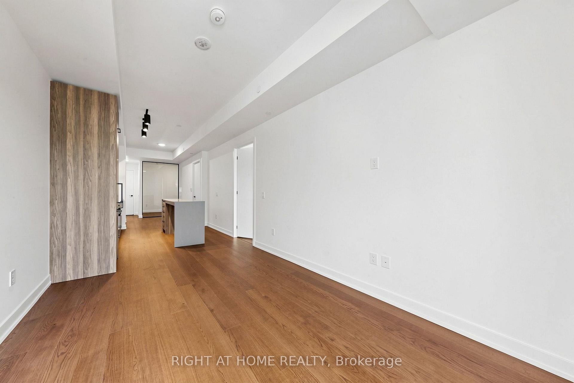 Photo 8 of Unit 521, 91 Montclair Avenue, Toronto, Forest Hill South — HOMEH