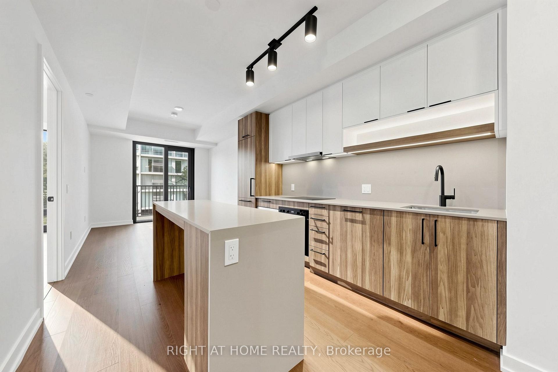 Photo 10 of Unit 521, 91 Montclair Avenue, Toronto, Forest Hill South — HOMEH