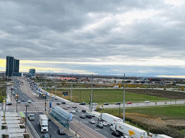 Photo 9 of Unit 705, 8 Interchange Way, Vaughan, Vaughan Corporate Centre — HOMEH