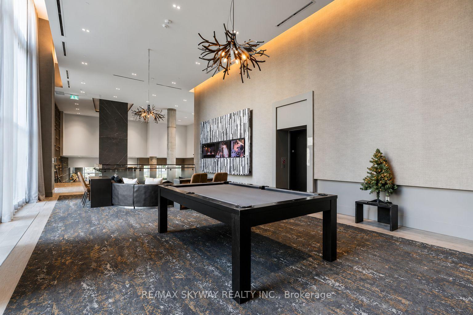 Photo 4 of Unit 217, 2450 Old Bronte Road, Oakville, Westmount — HOMEH