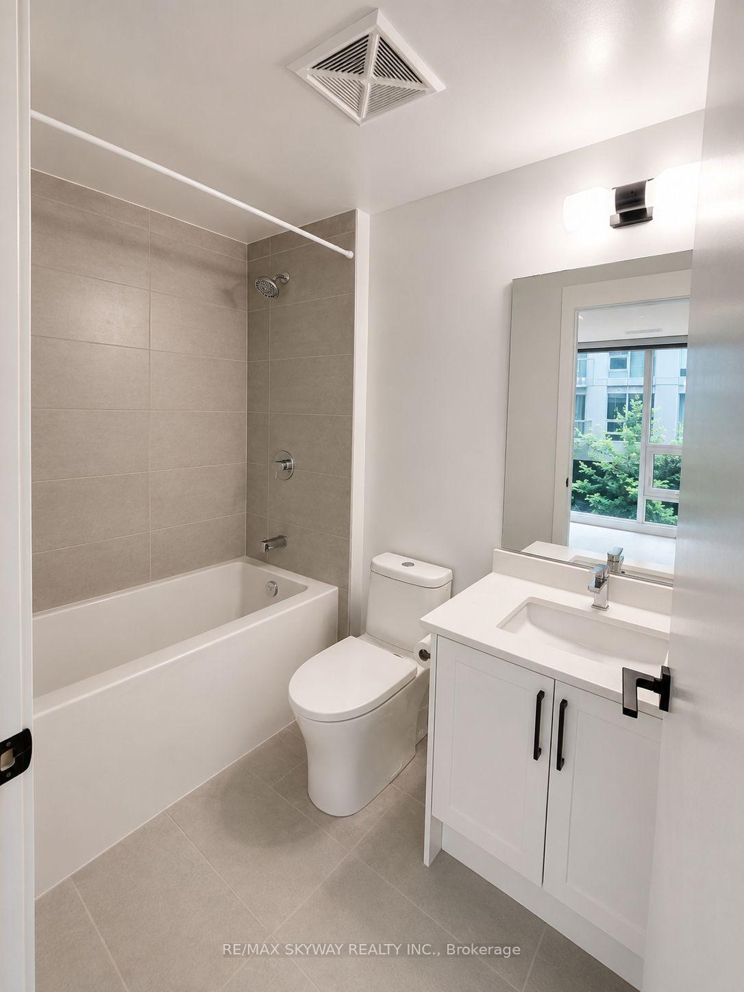 Photo 11 of Unit 217, 2450 Old Bronte Road, Oakville, Westmount — HOMEH