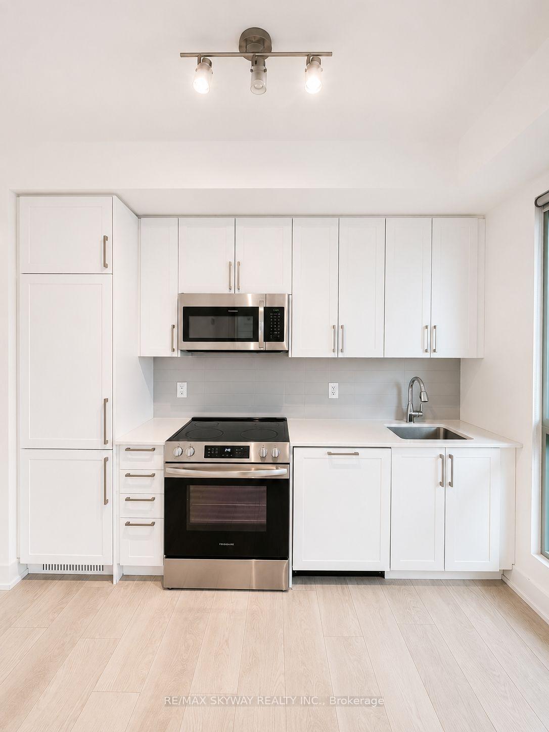 Photo 14 of Unit 217, 2450 Old Bronte Road, Oakville, Westmount — HOMEH
