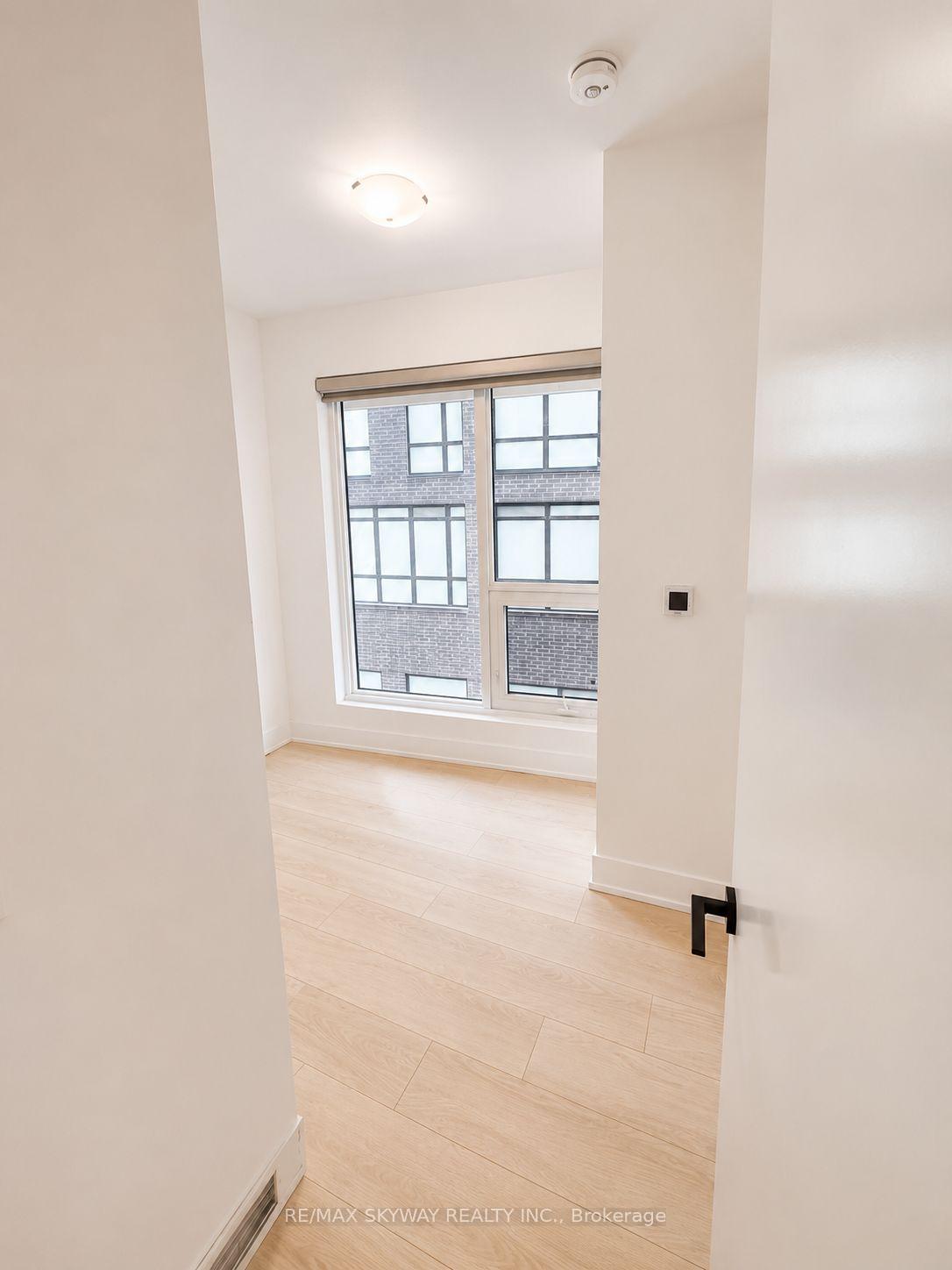 Photo 19 of Unit 217, 2450 Old Bronte Road, Oakville, Westmount — HOMEH