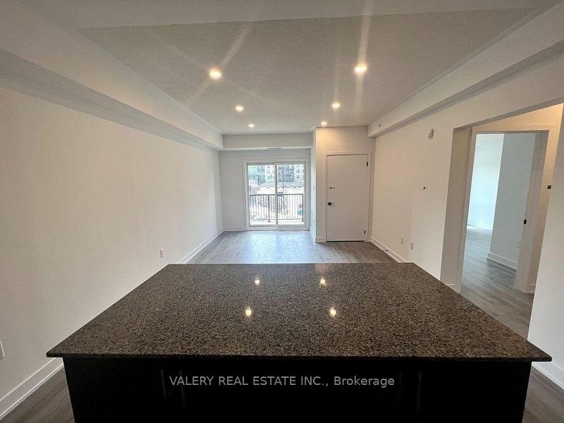 Photo 4 of Unit 205, 1 Chef Lane, Barrie, Innis-Shore — HOMEH