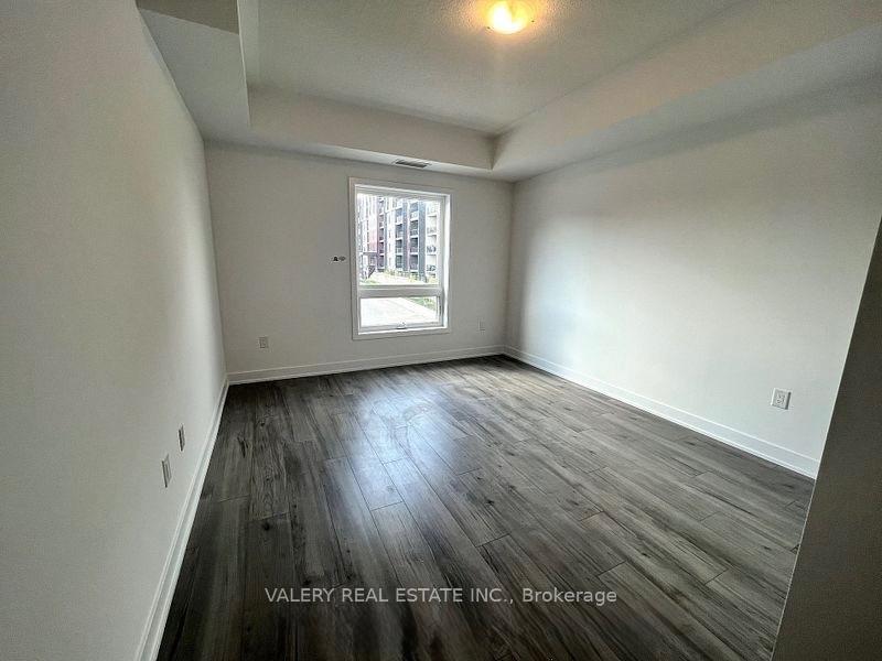 Photo 6 of Unit 205, 1 Chef Lane, Barrie, Innis-Shore — HOMEH
