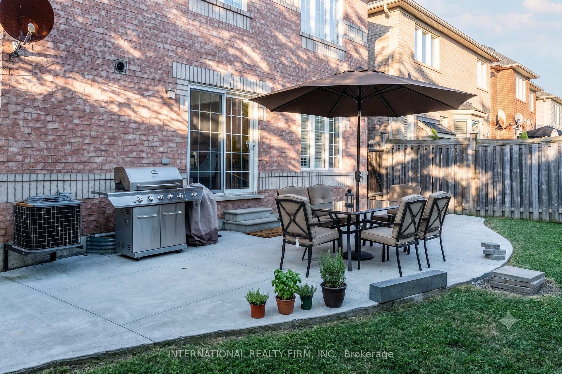 Photo 75 of 720 Stagg Gardens, Milton, Harrison — HOMEH
