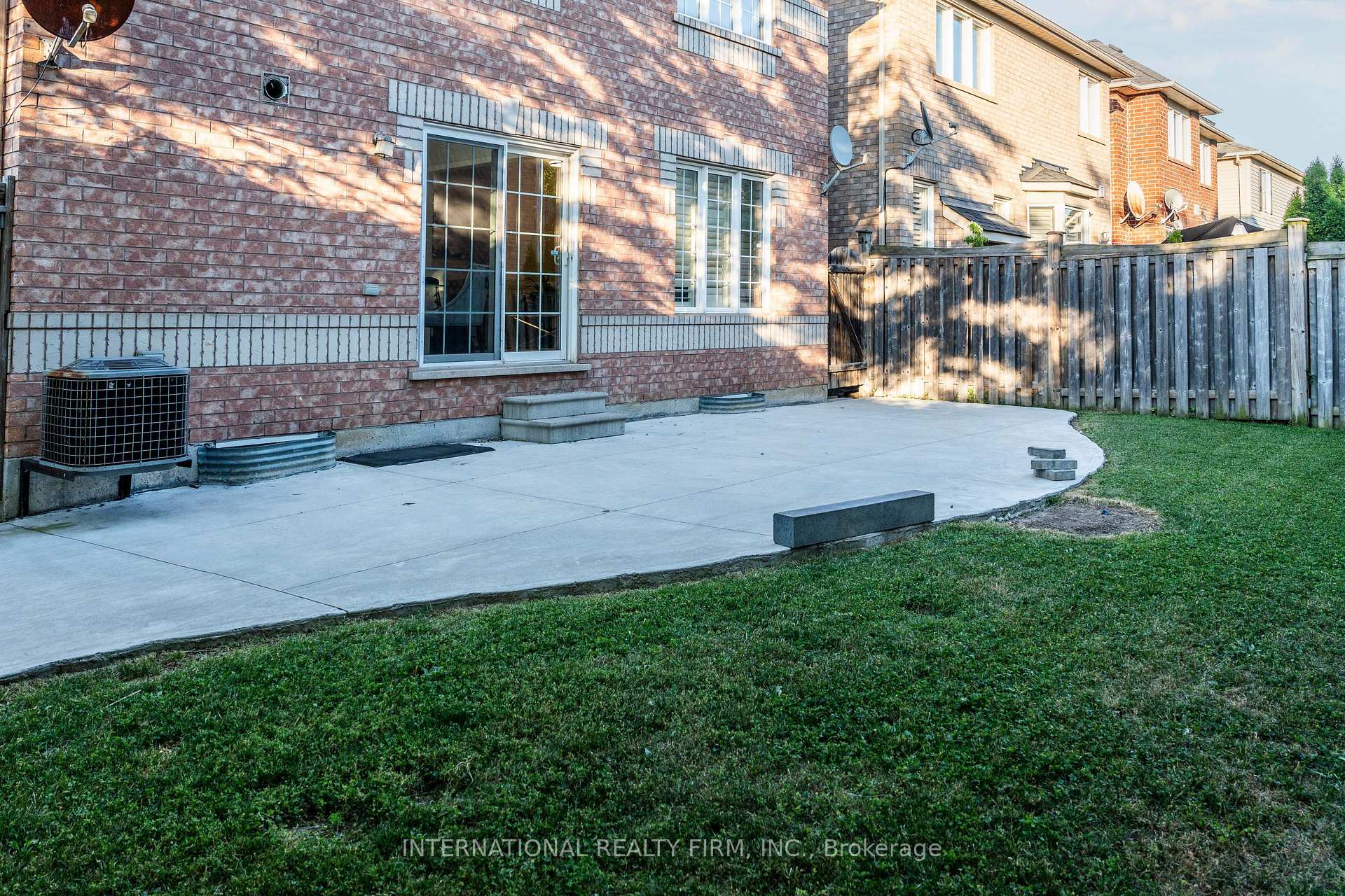 Photo 33 of 720 Stagg Gardens, Milton, Harrison — HOMEH