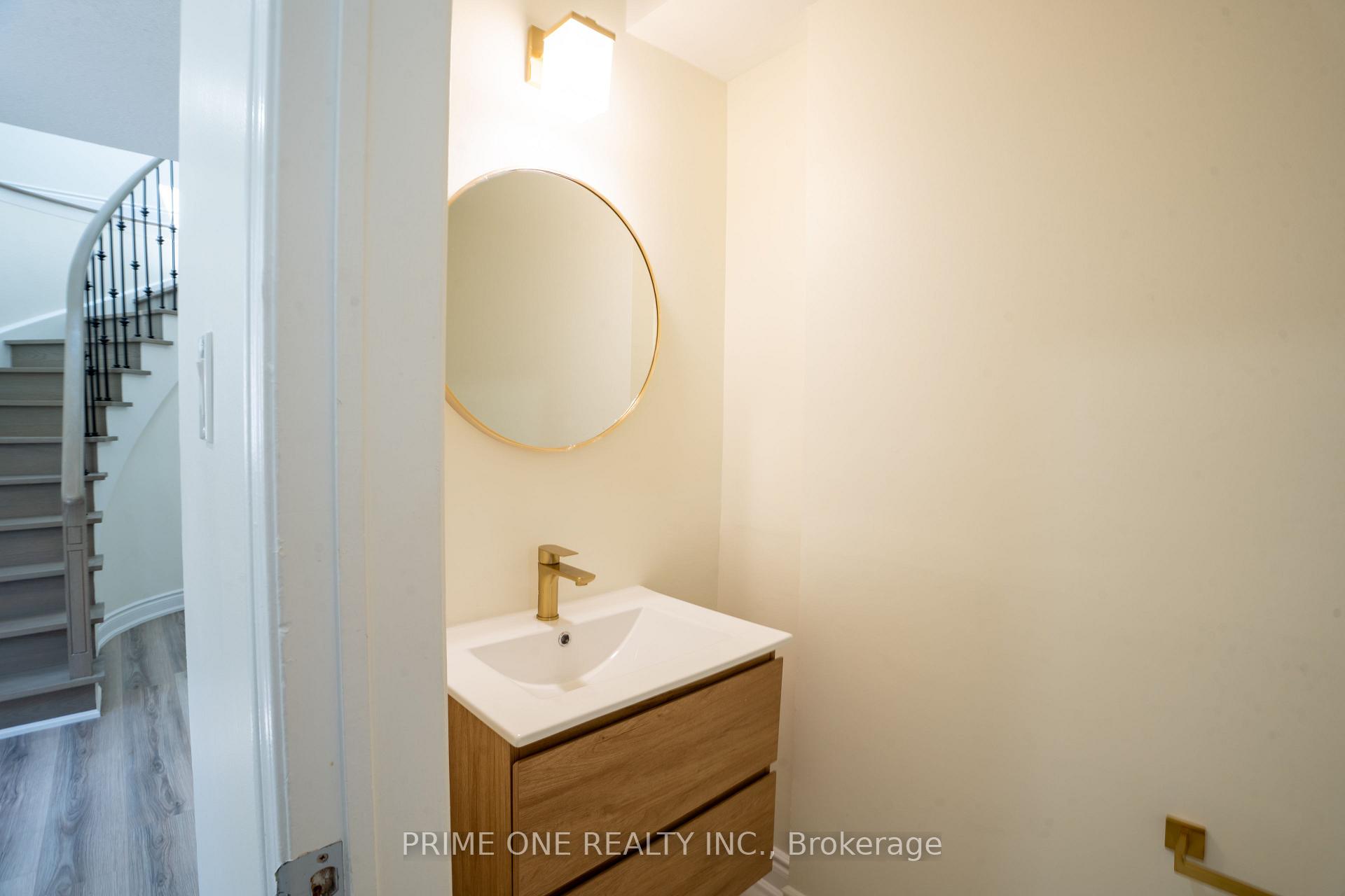 Photo 11 of 3290 Cambourne Crescent, Mississauga, Meadowvale — HOMEH
