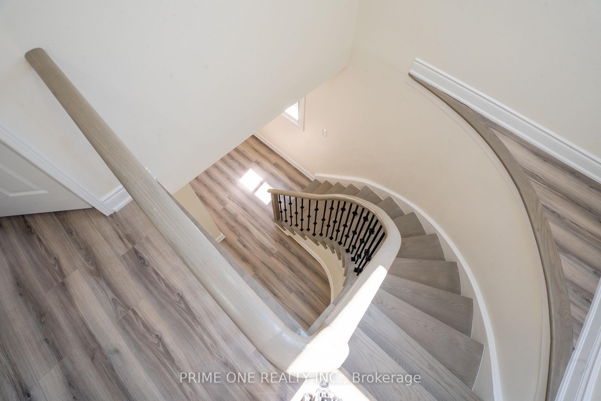 Photo 19 of 3290 Cambourne Crescent, Mississauga, Meadowvale — HOMEH