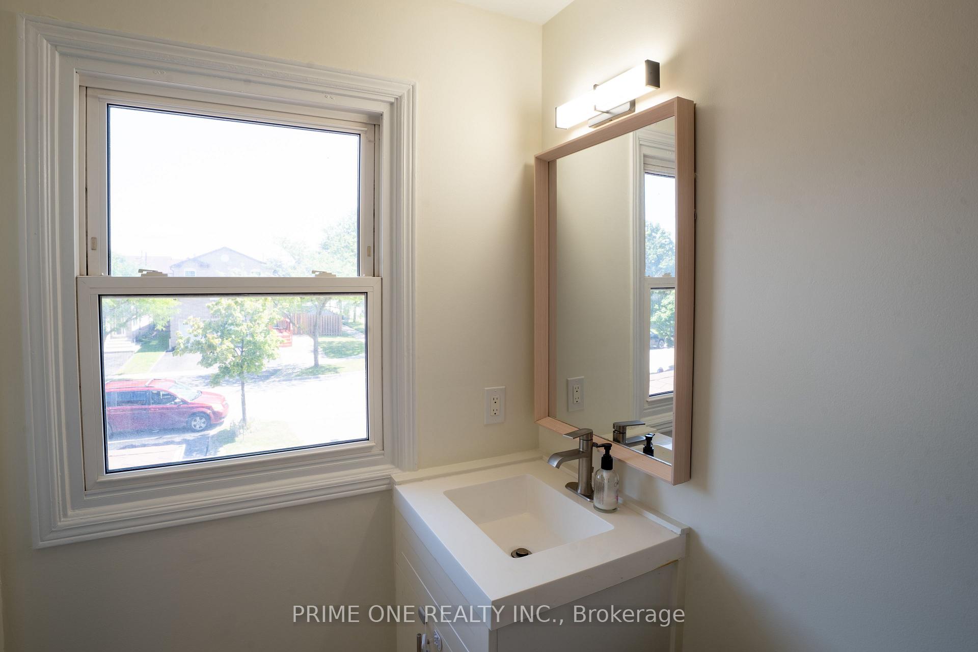 Photo 24 of 3290 Cambourne Crescent, Mississauga, Meadowvale — HOMEH