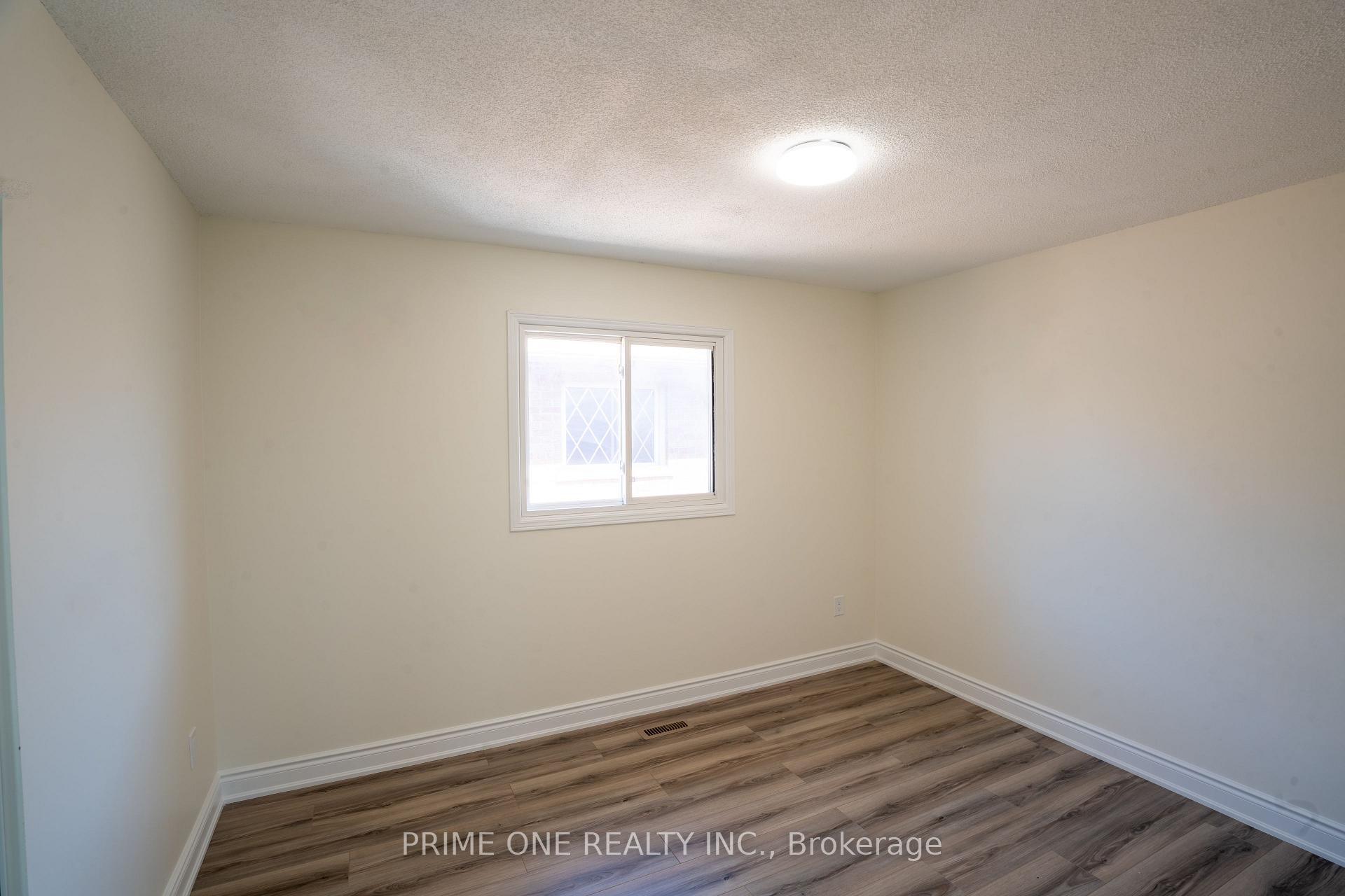Photo 26 of 3290 Cambourne Crescent, Mississauga, Meadowvale — HOMEH