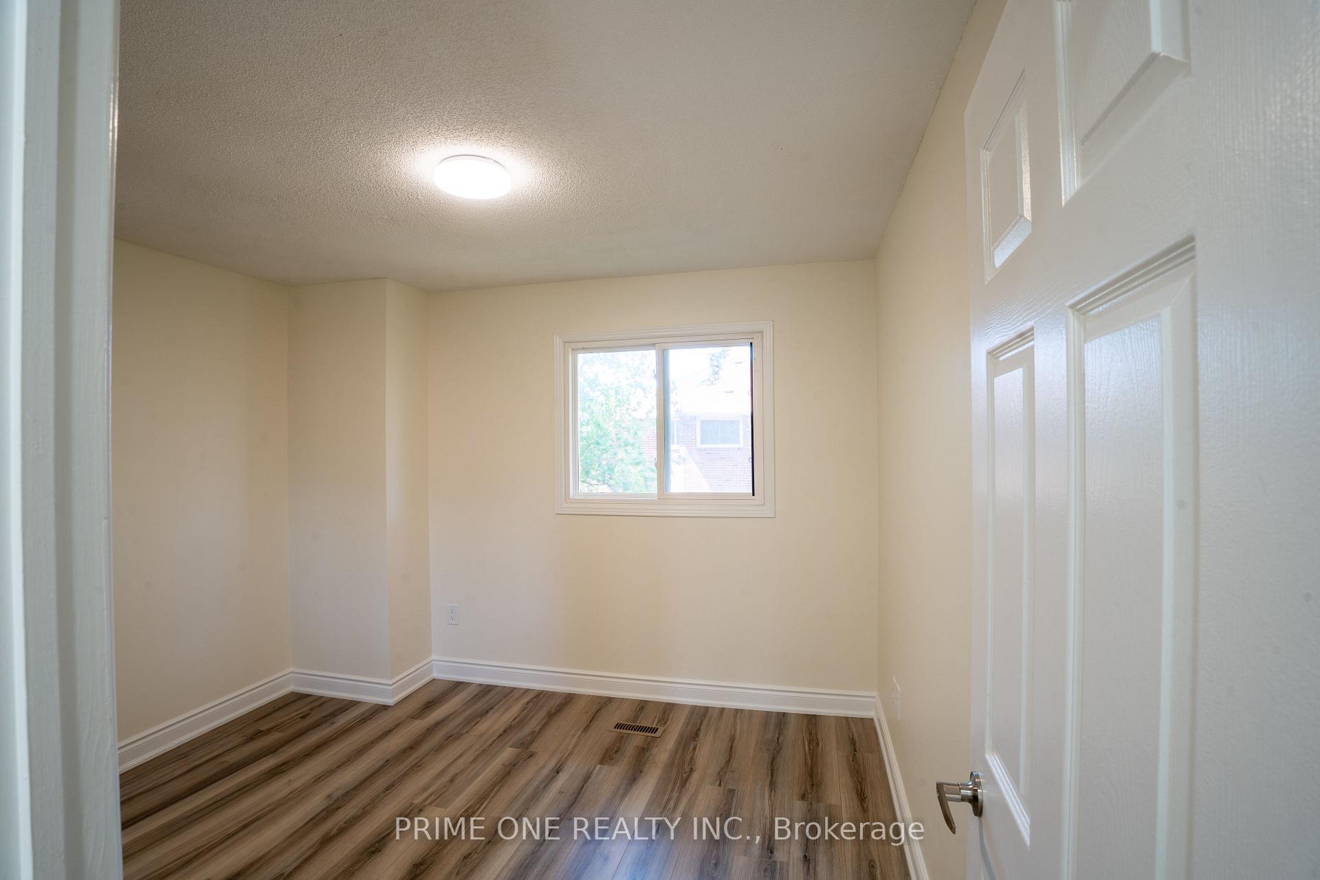 Photo 28 of 3290 Cambourne Crescent, Mississauga, Meadowvale — HOMEH