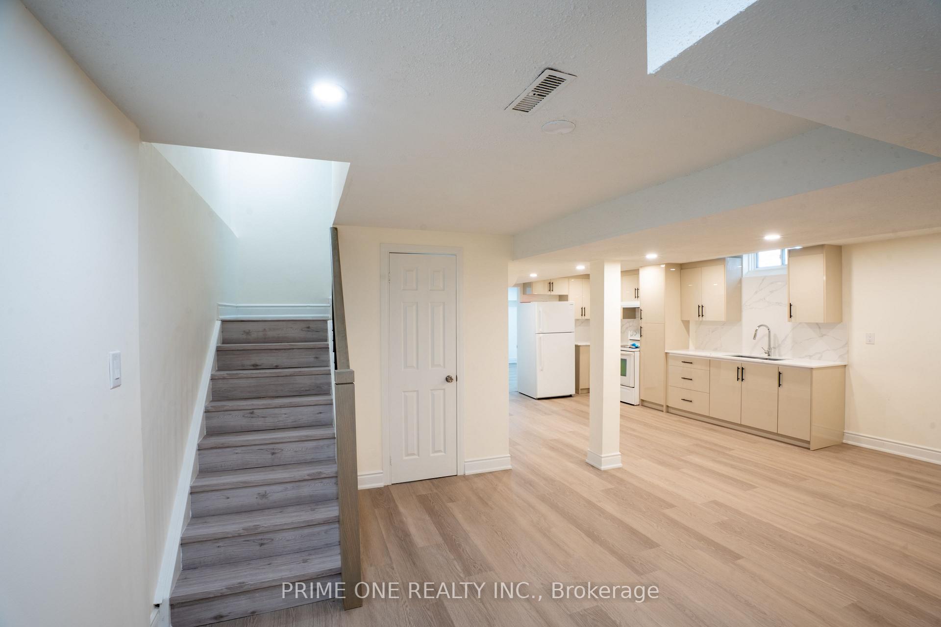 Photo 34 of 3290 Cambourne Crescent, Mississauga, Meadowvale — HOMEH
