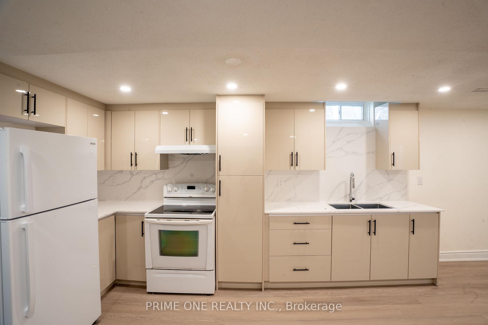 Photo 36 of 3290 Cambourne Crescent, Mississauga, Meadowvale — HOMEH