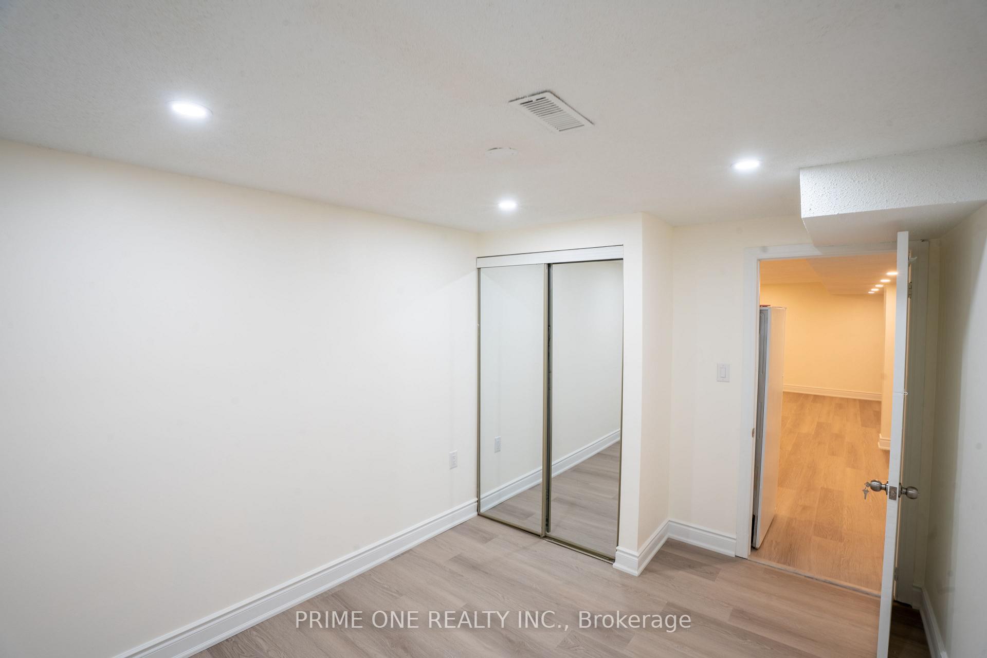 Photo 37 of 3290 Cambourne Crescent, Mississauga, Meadowvale — HOMEH