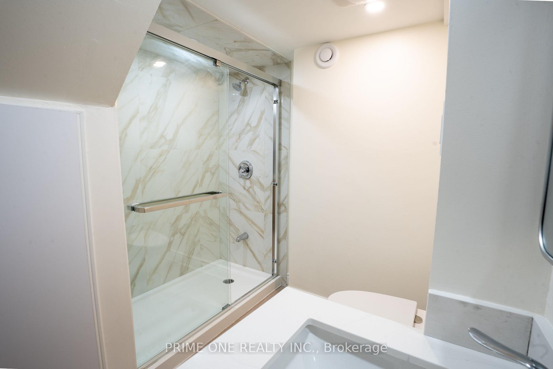 Photo 40 of 3290 Cambourne Crescent, Mississauga, Meadowvale — HOMEH