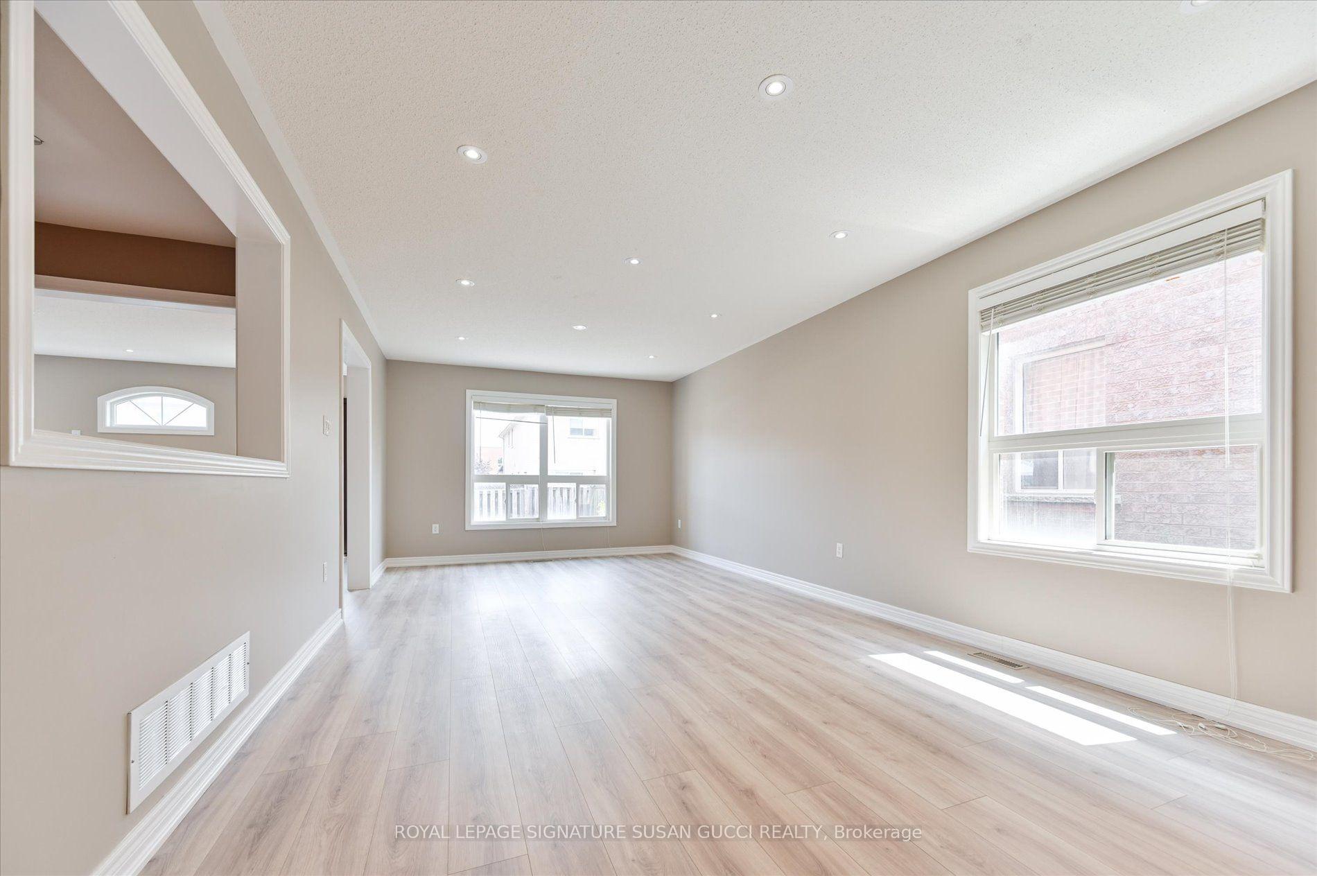 Photo 4 of 51 Landsdown Crescent, Markham, Wismer — HOMEH