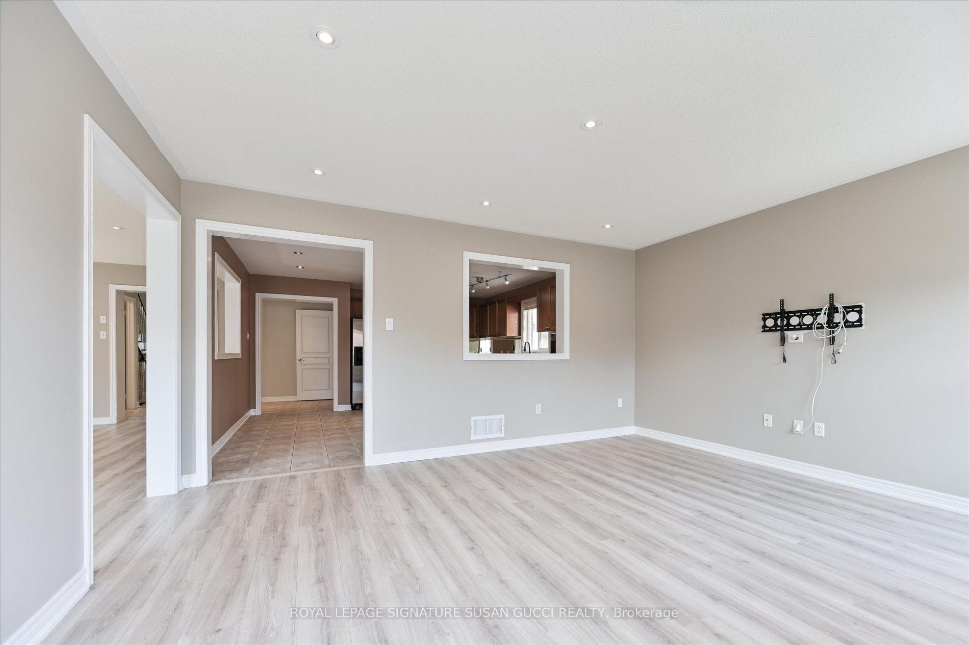 Photo 9 of 51 Landsdown Crescent, Markham, Wismer — HOMEH