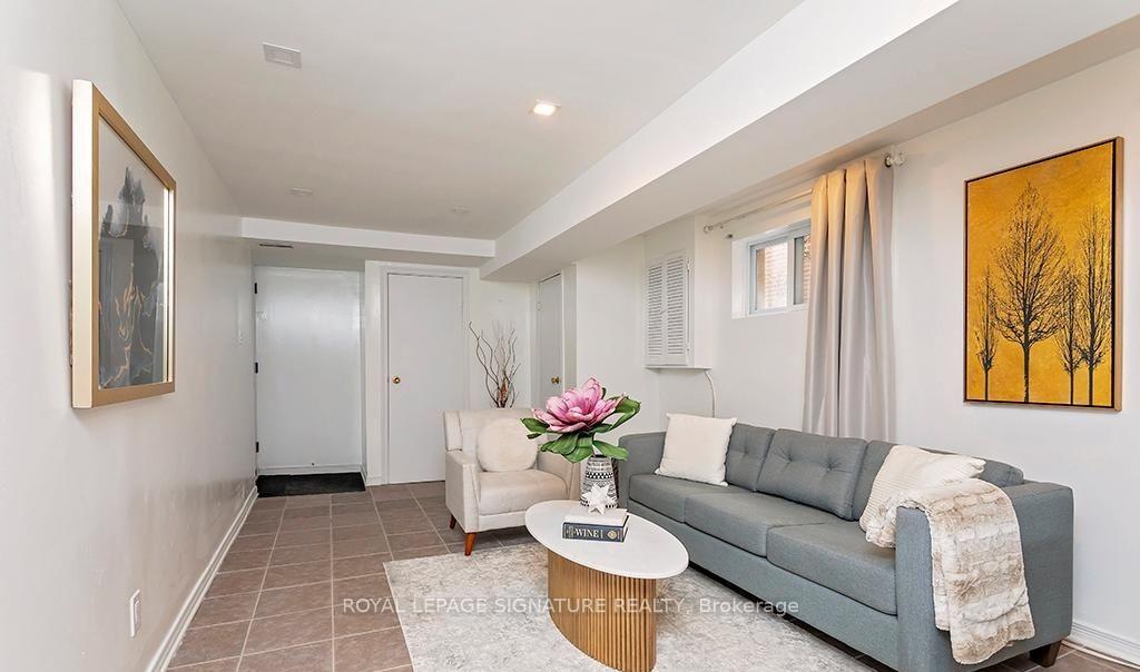 Photo 11 of Unit Basement, 2814 Windjammer Road, Mississauga, Erin Mills — HOMEH