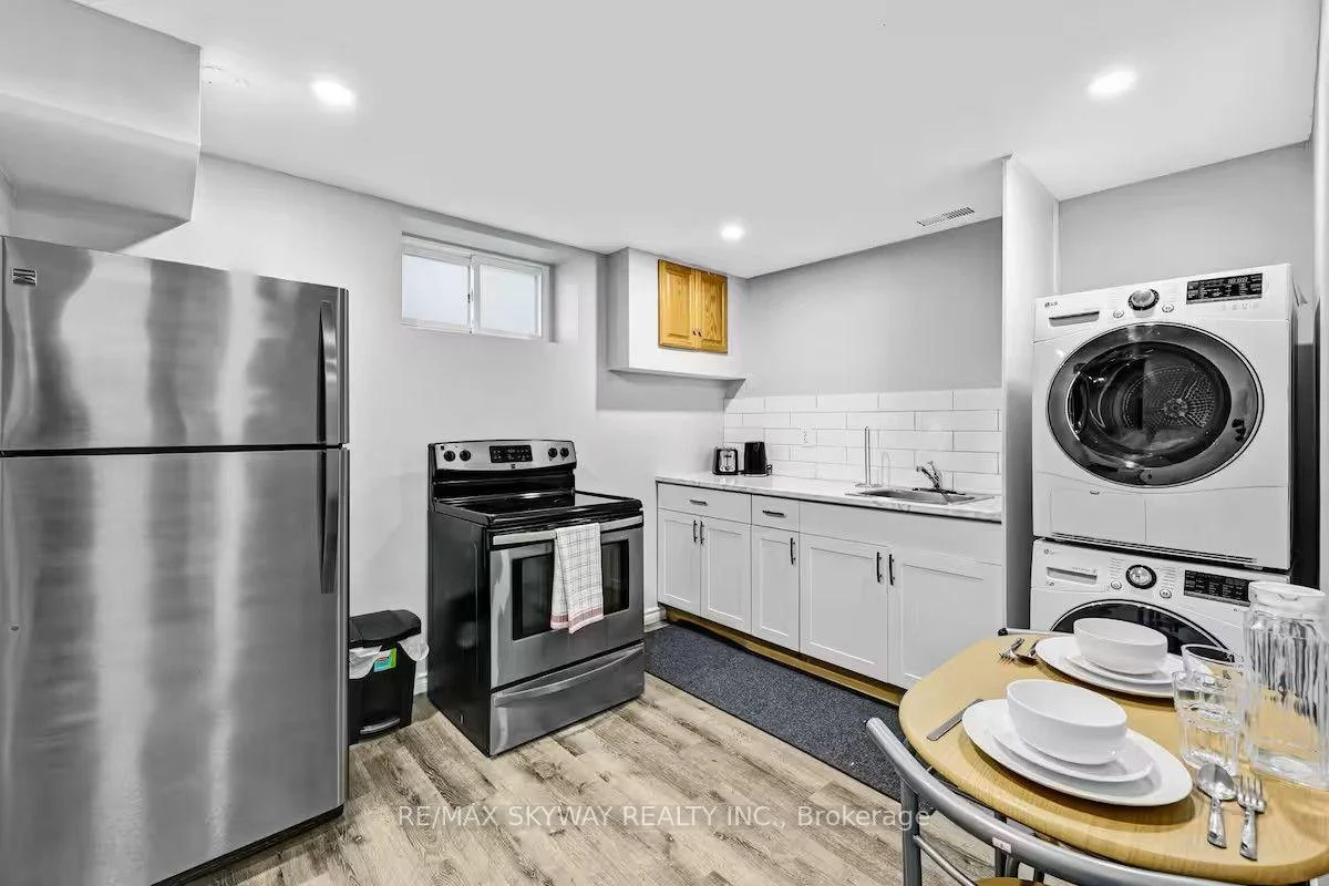 Photo 13 of 6292 Bellevue Street, Niagara Falls, Morrison — HOMEH