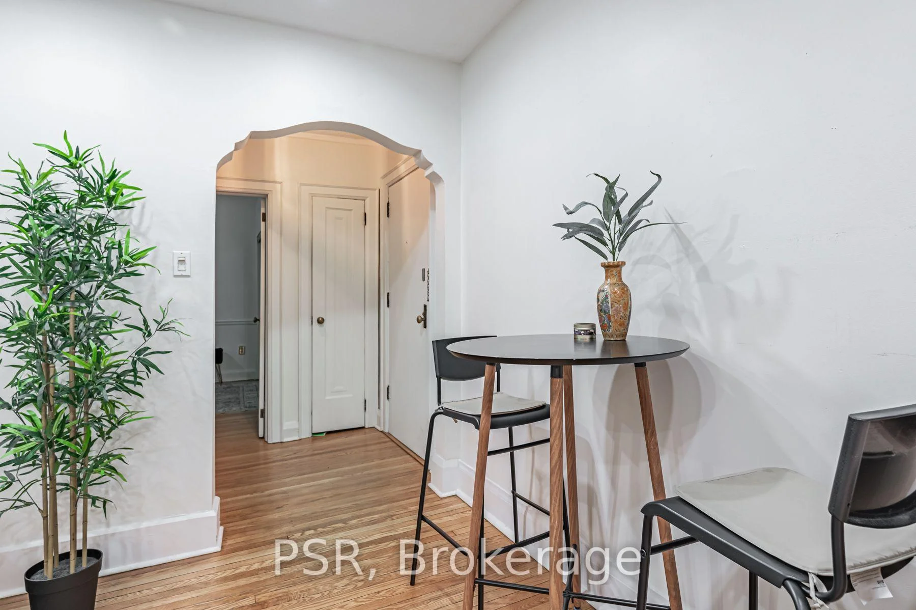 Photo 19 of Unit 108, 480 Oriole Parkway, Toronto, Yonge-Eglinton — HOMEH