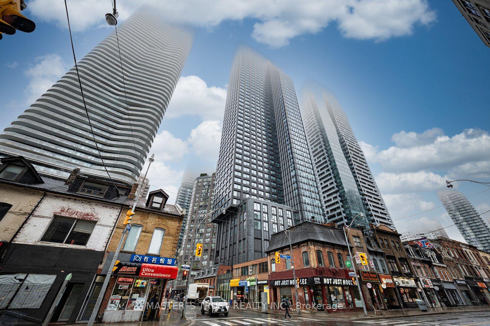 Front of Unit 701, 8 Wellesley Street W