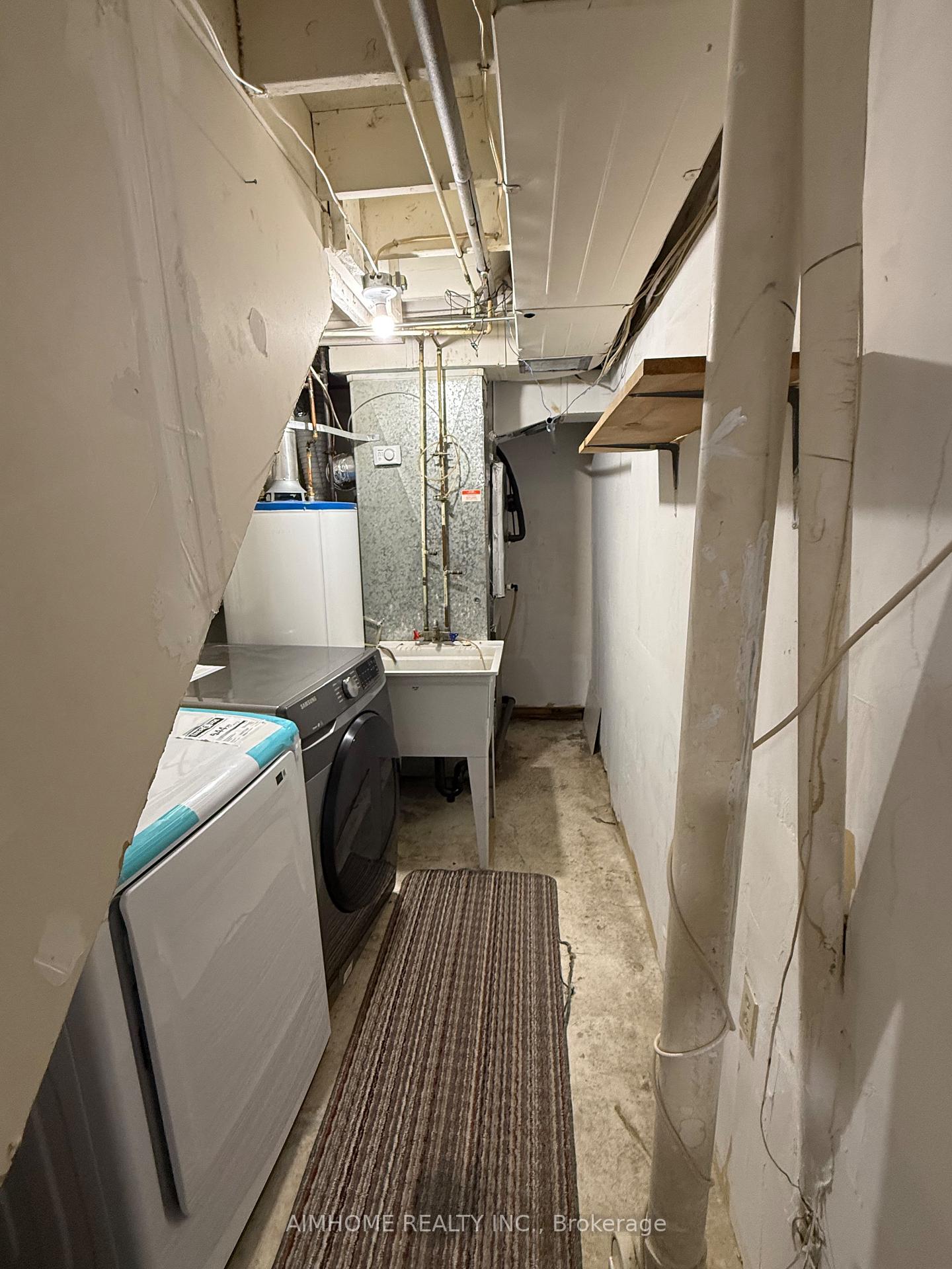 Photo 23 of 21 Maitland Drive S, Markham, Milliken Mills West — HOMEH